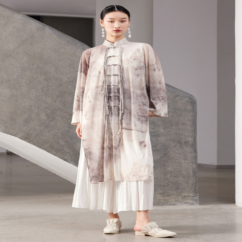 New Chinese style stand up collar silhouette with cross dyed printed mesh and artistic long sleeved jacket J42D391 image 1