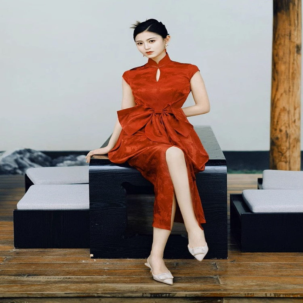 ASAYA3997👗 Refined Elegance: Red Cheongsam with a Statement Bow🎀