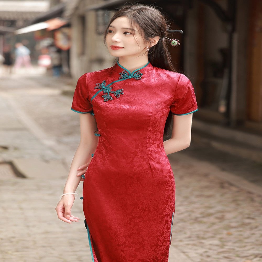 Wanping Guimeng Young style toast dress high end long cheongsam 2025 spring and summer new arrival bride engagement certificate daily image 2