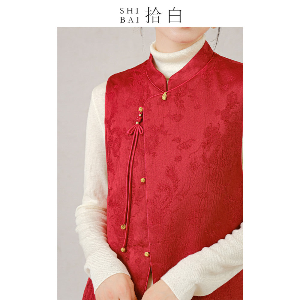 SHIBAI Shibai Hongshangge New Chinese vest red jacquard New Year vest buttoned top New Year s battle robe image 4