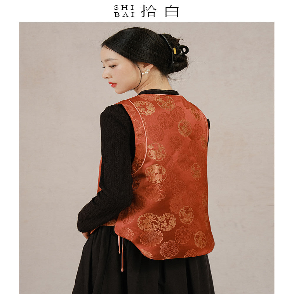 SHIBAI s new Chinese style vest for women in spring and autumn original design Chinese style woven brocade jacquard buckle vest image 0