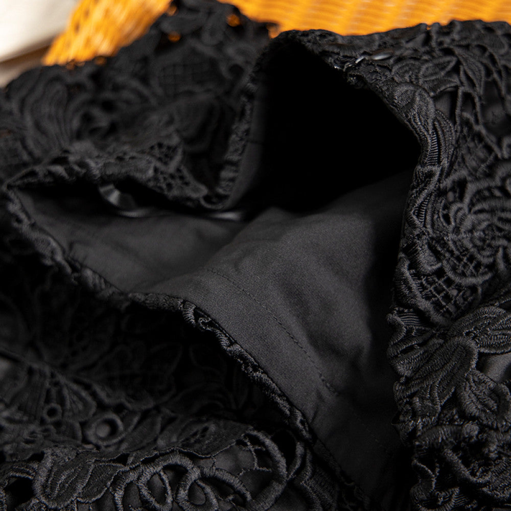 Temperament feminine style hip hugging skirt women s 2024 early spring new high waisted French elegant black slit lace skirt image 2