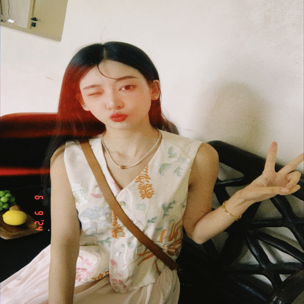 Thecoco linen embroidery old money style original halter neck dress vest suit female summer heavy industry temperament image 4