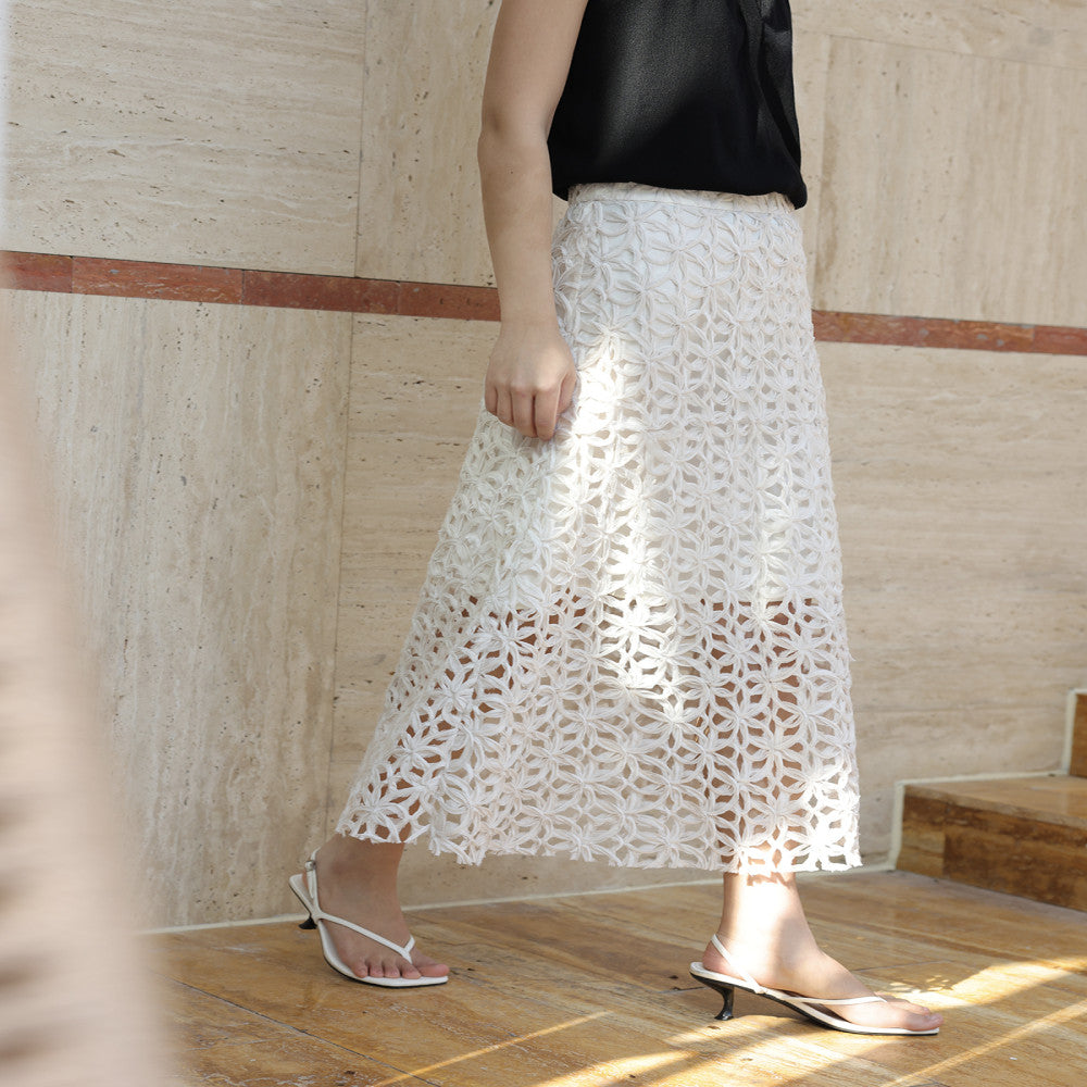 Zhimeijia heavy handmade hollow sleeveless temperament dress super fairy romantic French retro skirt summer image 23