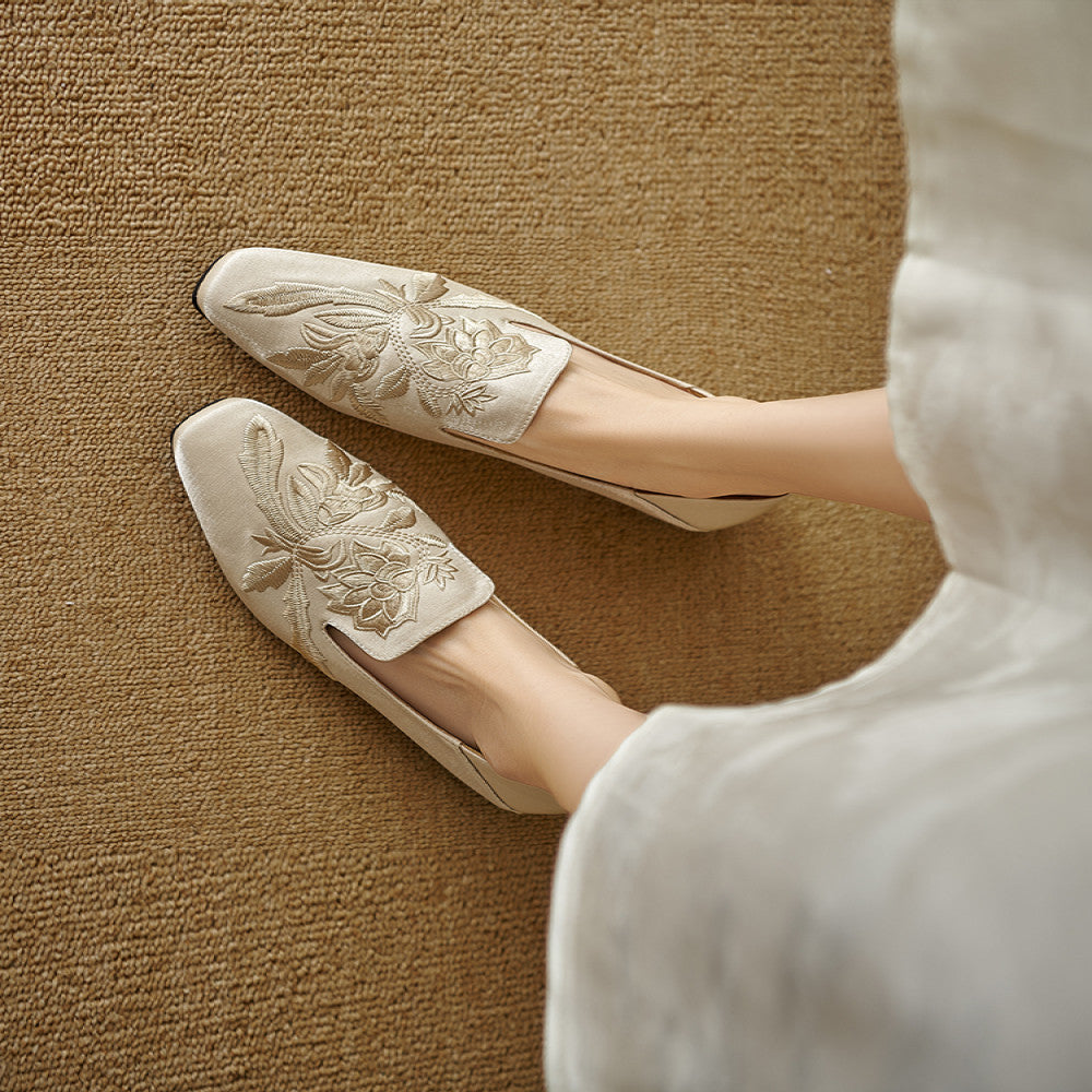 New Chinese embroidery shallow mouth flat sole single shoe for women with soft sole comfortable Chinese style paired with qipao design niche temperament socialite image 35