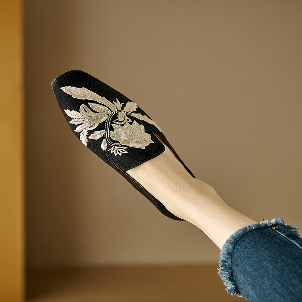 New Chinese embroidery shallow mouth flat sole single shoe for women with soft sole comfortable Chinese style paired with qipao design niche temperament socialite image 36