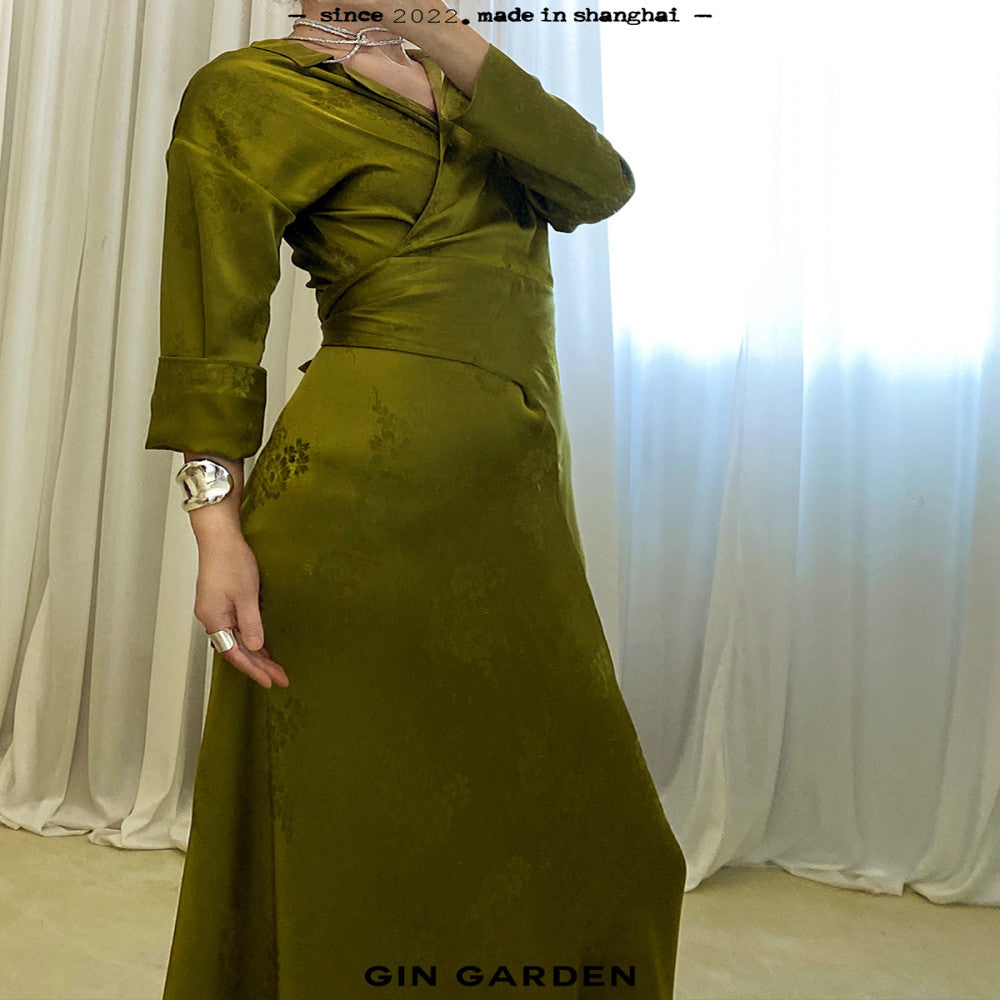 GinGarden new Chinese niche design embossed hollow jacquard satin waist cinching elegant light luxury dress dress image 4