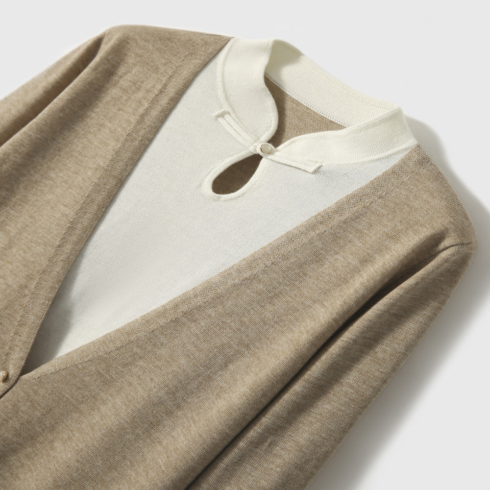 Recommended by the hostess The most gentle beauty Rongyan new Chinese style water drop collar fake two piece stitching knitted small top image 4