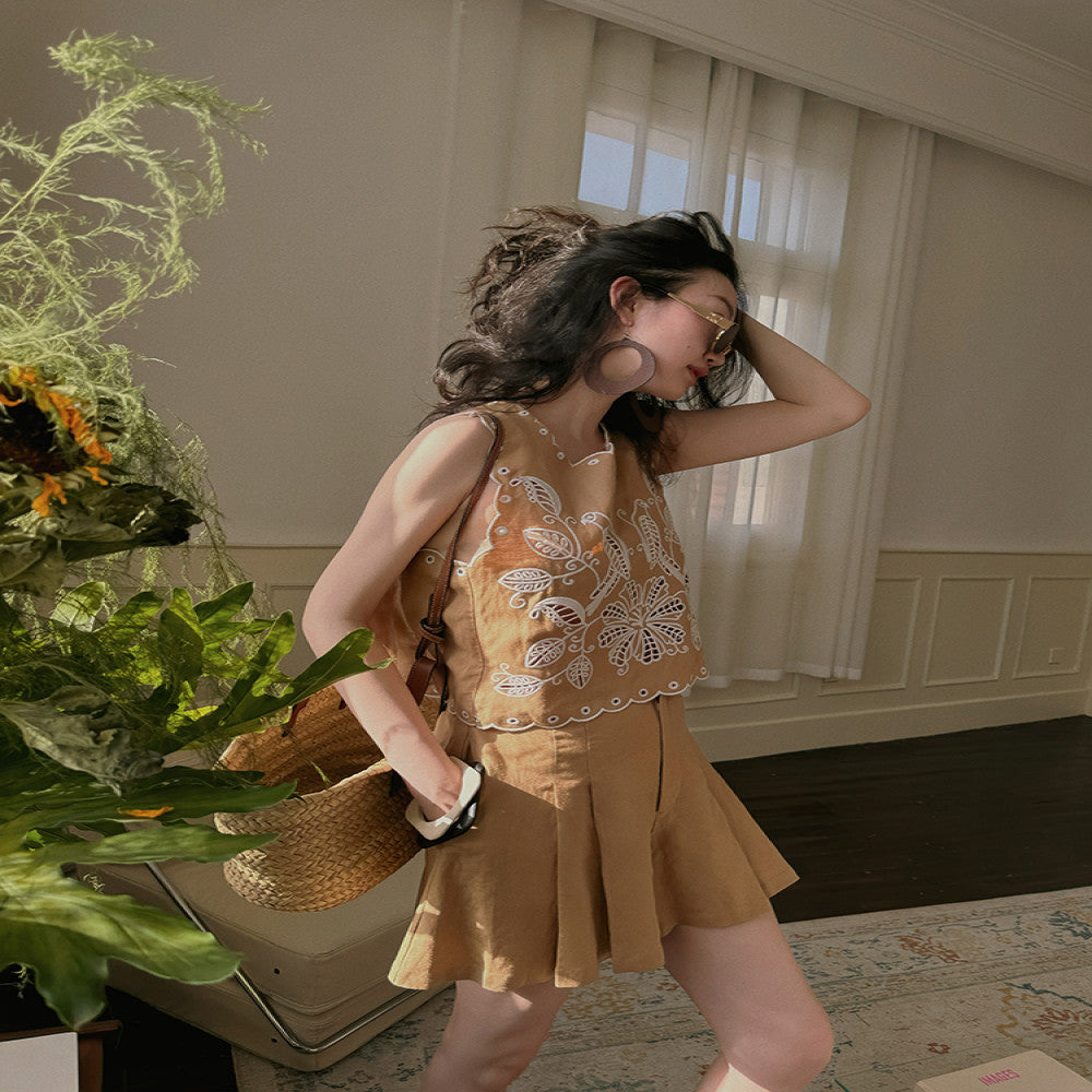 TOP Home Holiday Set French Romantic Exquisite Heavy Industry Positioning Hollow Embroidery Lace Vest Umbrella Swing Shorts image 0