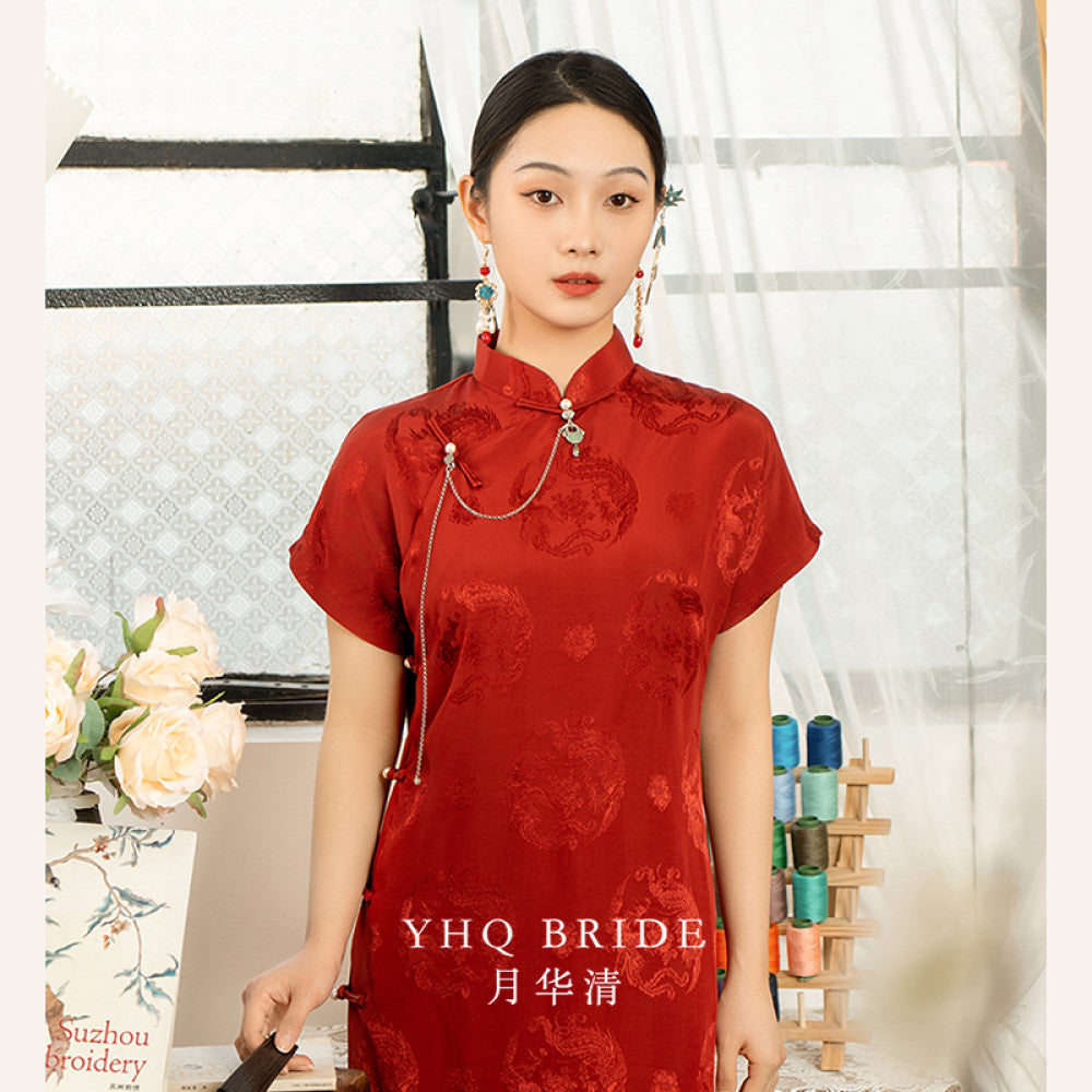 He Yue Hua Qing Frost Branch Red Cheongsam Toast Dress 2025 New Full Open Back Retro Engagement and Wedding Dress image 13