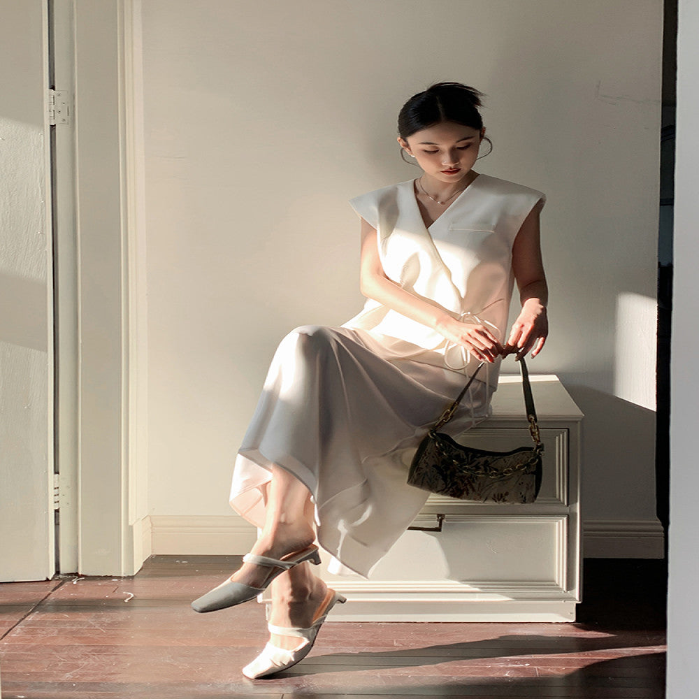 New Chinese style quiet and elegant Chinese style light and familiar niche vest loose and lazy style Western style fashionable sleeveless top for women image 1