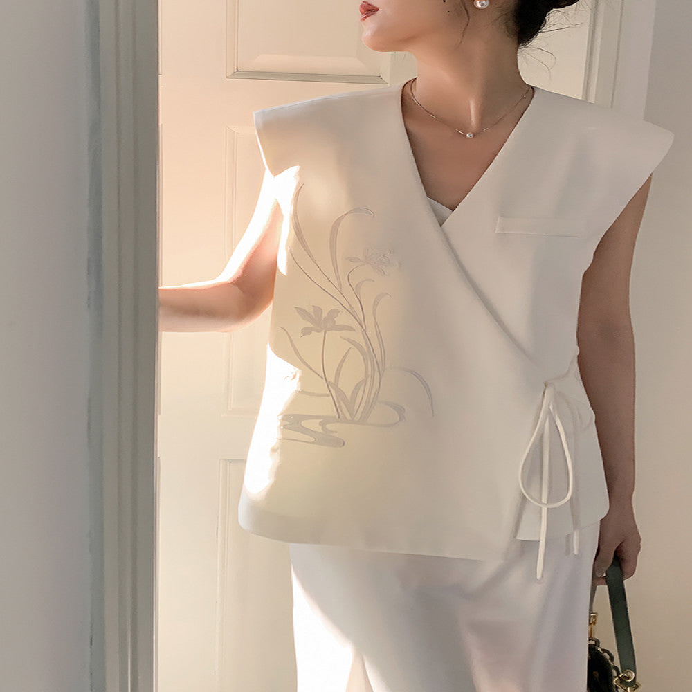 New Chinese style quiet and elegant Chinese style light and familiar niche vest loose and lazy style Western style fashionable sleeveless top for women image 10