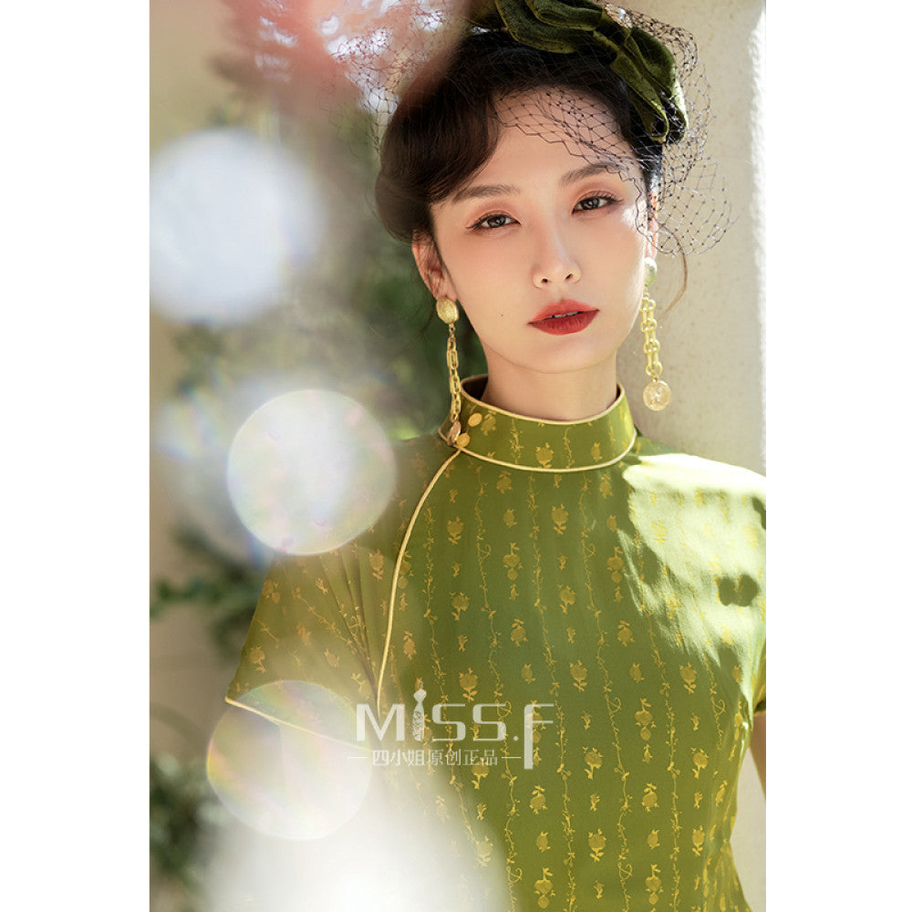Four Miss Beautifully Improved Green New Chinese Graduation Dress Cheongsam Women 2025 New Summer Youth Style Daily image 13