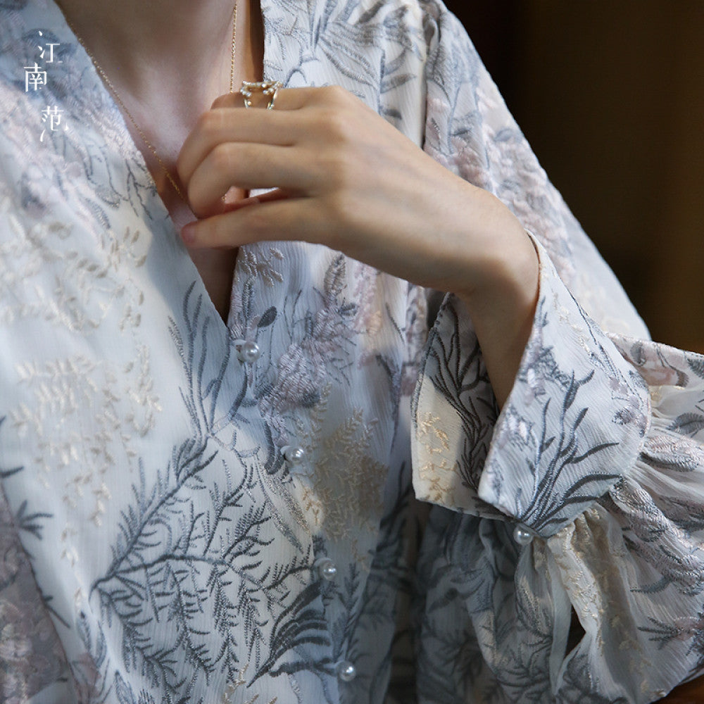 Jiangnan Fan Jiao collar embroidery improved low neck Hanfu top daily wearable commuting V neck new Chinese autumn shirt image 17