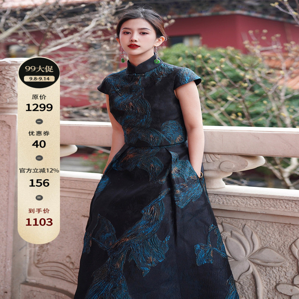 Cheng Yu Gao Ding Feng Luan Jin Lin Xin Chinese style silk gilded embroidery slanted collar cheongsam top and skirt set image 0