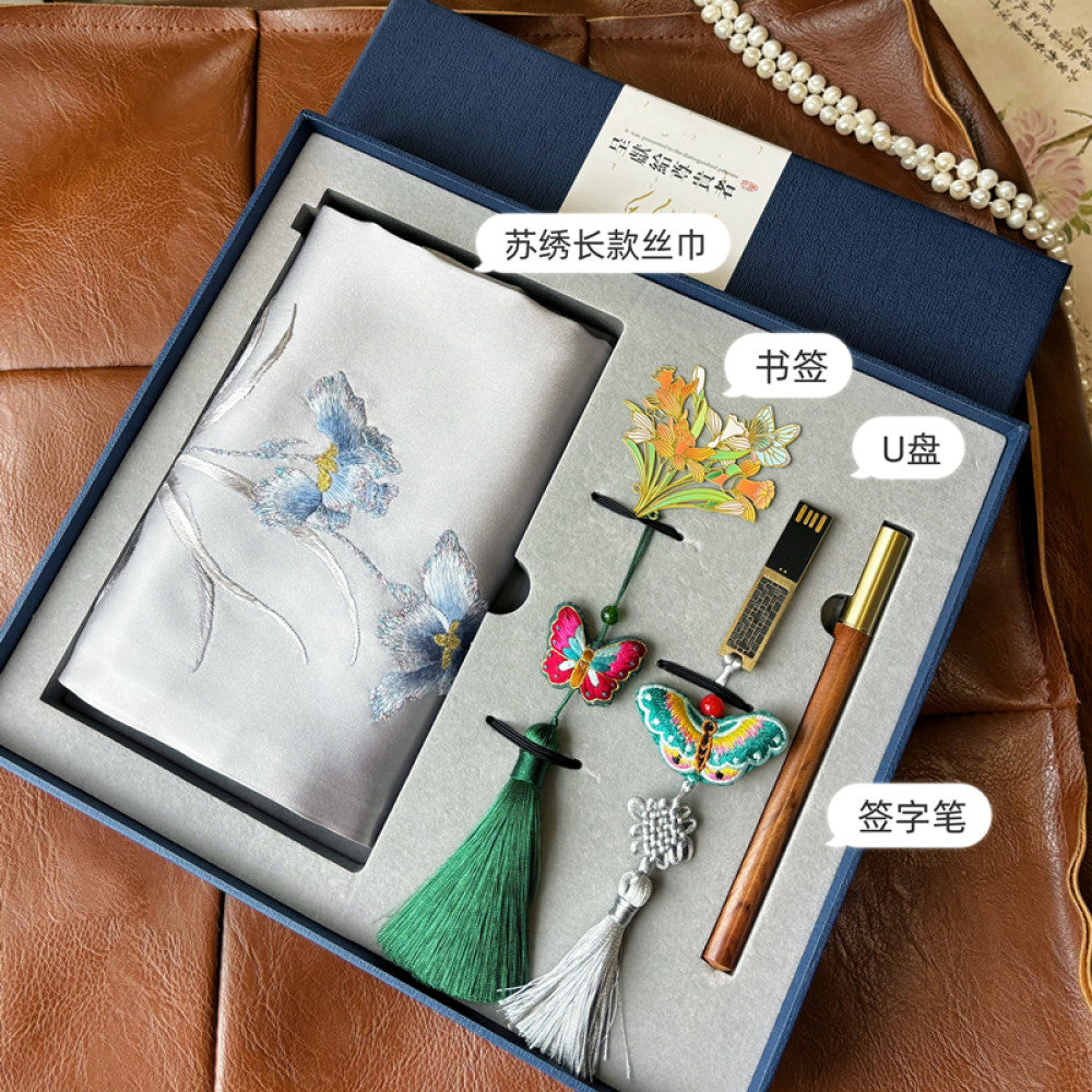 Chinese style Suzhou embroidery gift set hand embroidered silk scarf four piece holiday gift image 47