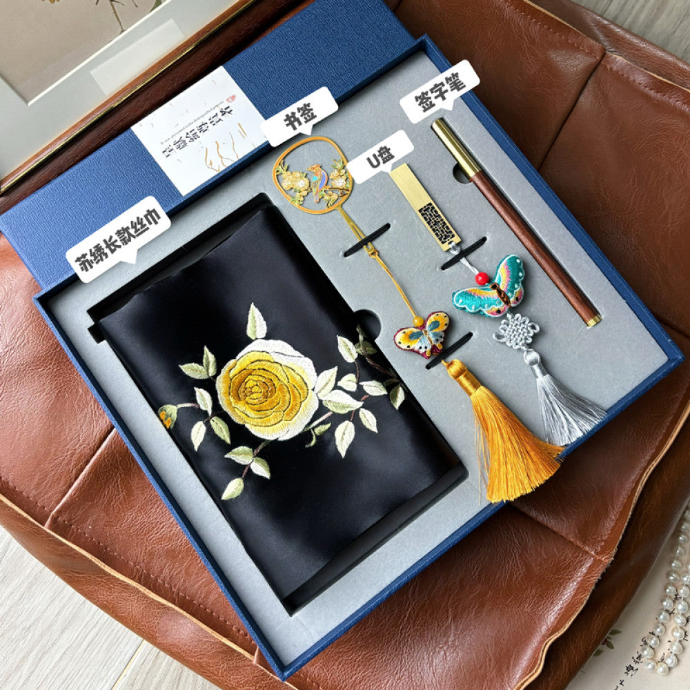 Chinese style Suzhou embroidery gift set hand embroidered silk scarf four piece holiday gift image 52