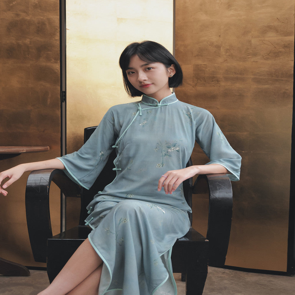 Momo Spring Summer Six Quarter Water Sleeve Waist Free Full Open Hemp Long Style Retro Daily Cotton Silk Cheongsam Blue Feather image 28