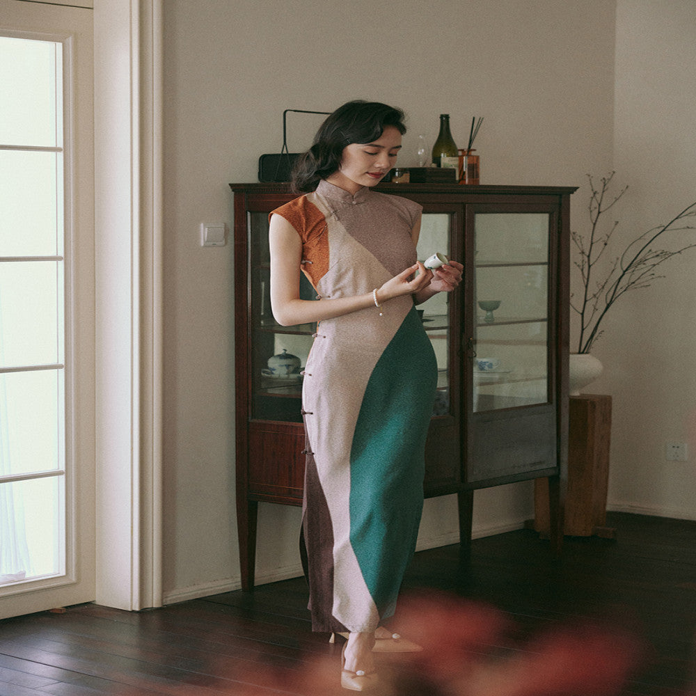 Momo spring and summer small sleeves full open long section Republic of China retro daily positioning flower cotton silk cheongsam Morandi image 14