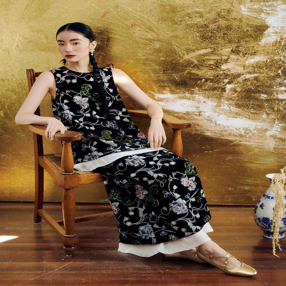 YUANYE Garden Wild Pomegranate Flower Original Innovative Chinese Velvet Heavy Industry Bead Embroidery Vest Half Skirt Set image 7