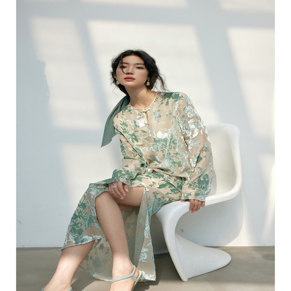 Showyee Xiuye wild mulberry silk exquisite three dimensional floating light velvet jacquard early spring new Chinese style buckle set image 1