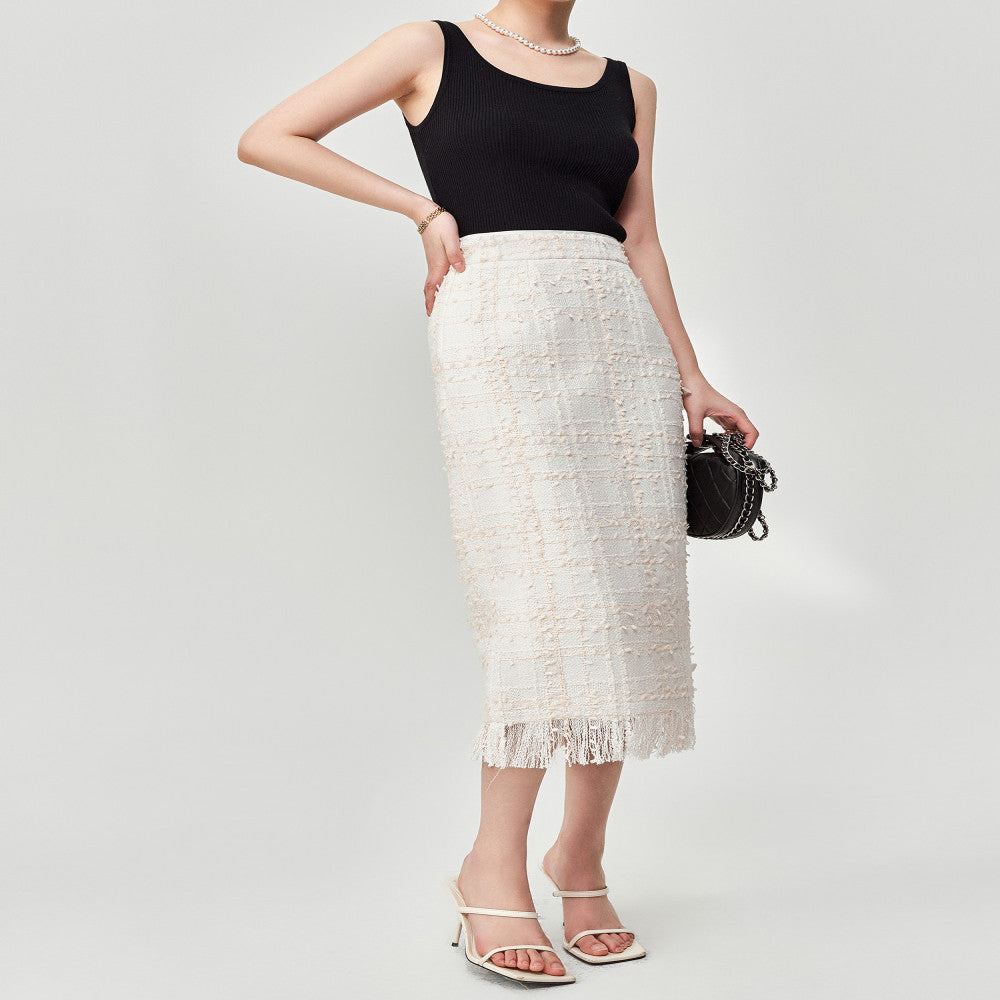 AIYUTONG French Light Luxury High Ding Spring and Autumn New Style Tassel High Waist Straight Tube Small Fragrant Half length Skirt for Women image 4