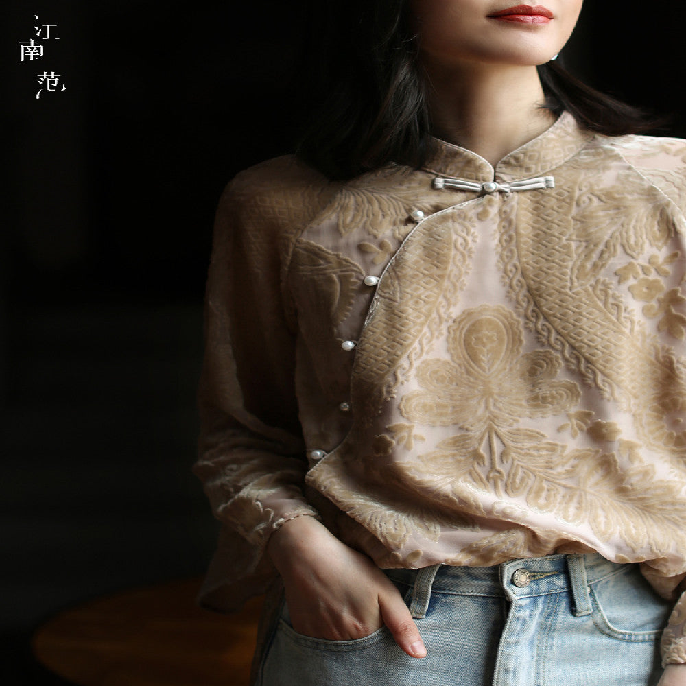 Jiangnan style retro Chinese style women s clothing improved cheongsam style top buttoned velvet Tang style women s Hanfu short tea suit image 1