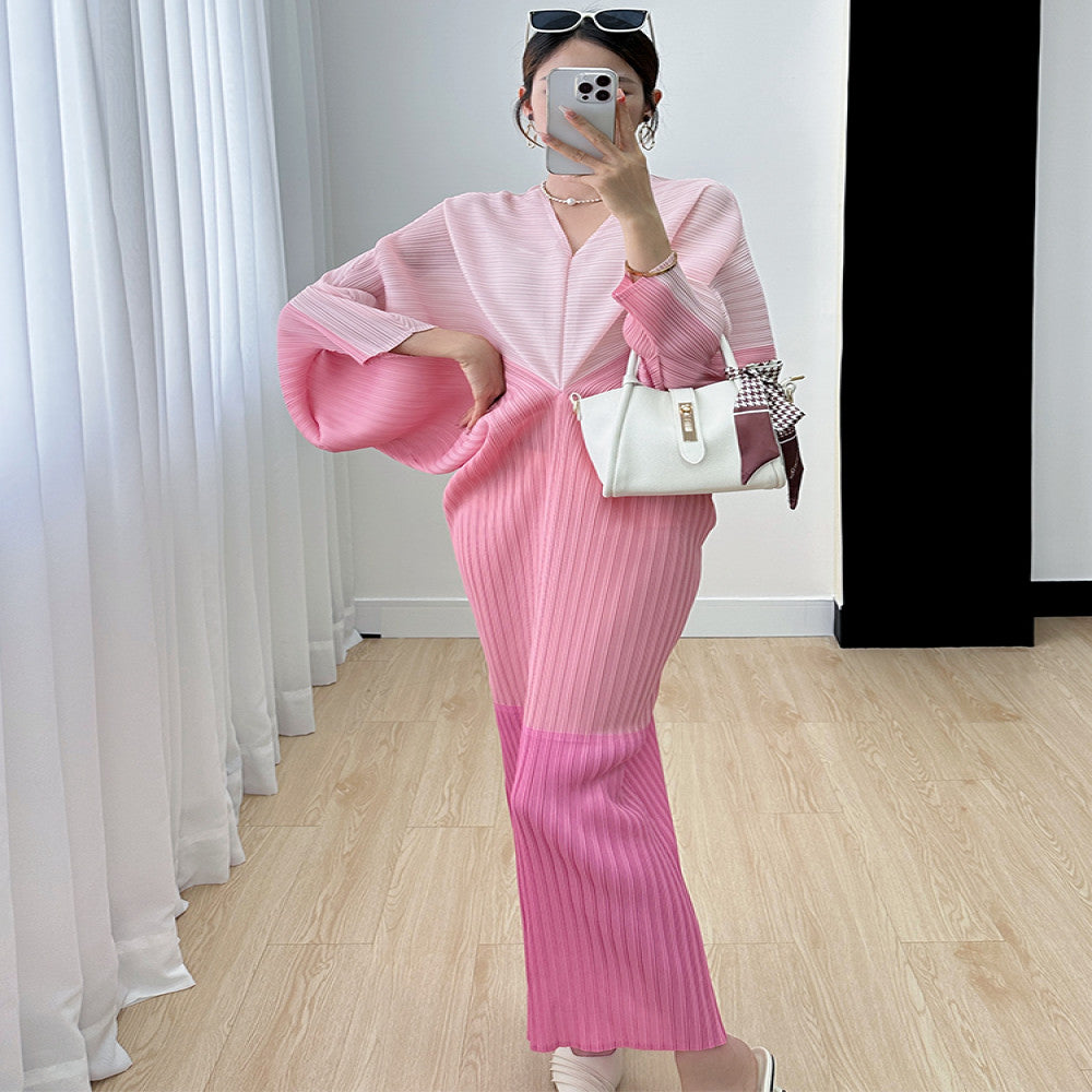 Homestay pleated dress long skirt summer new high end niche temperament color blocking age reducing bat sleeve dress for women thin image 0