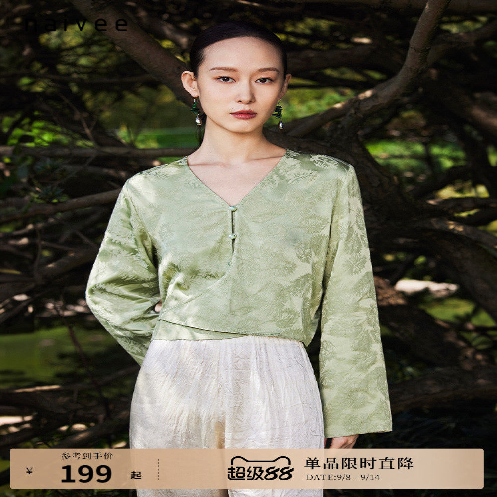 Naivee New Chinese Jacquard V neck Waist Horn Sleeve Mint Manbo Long Sleeve Shirt Women s Autumn Small Shirt image 0