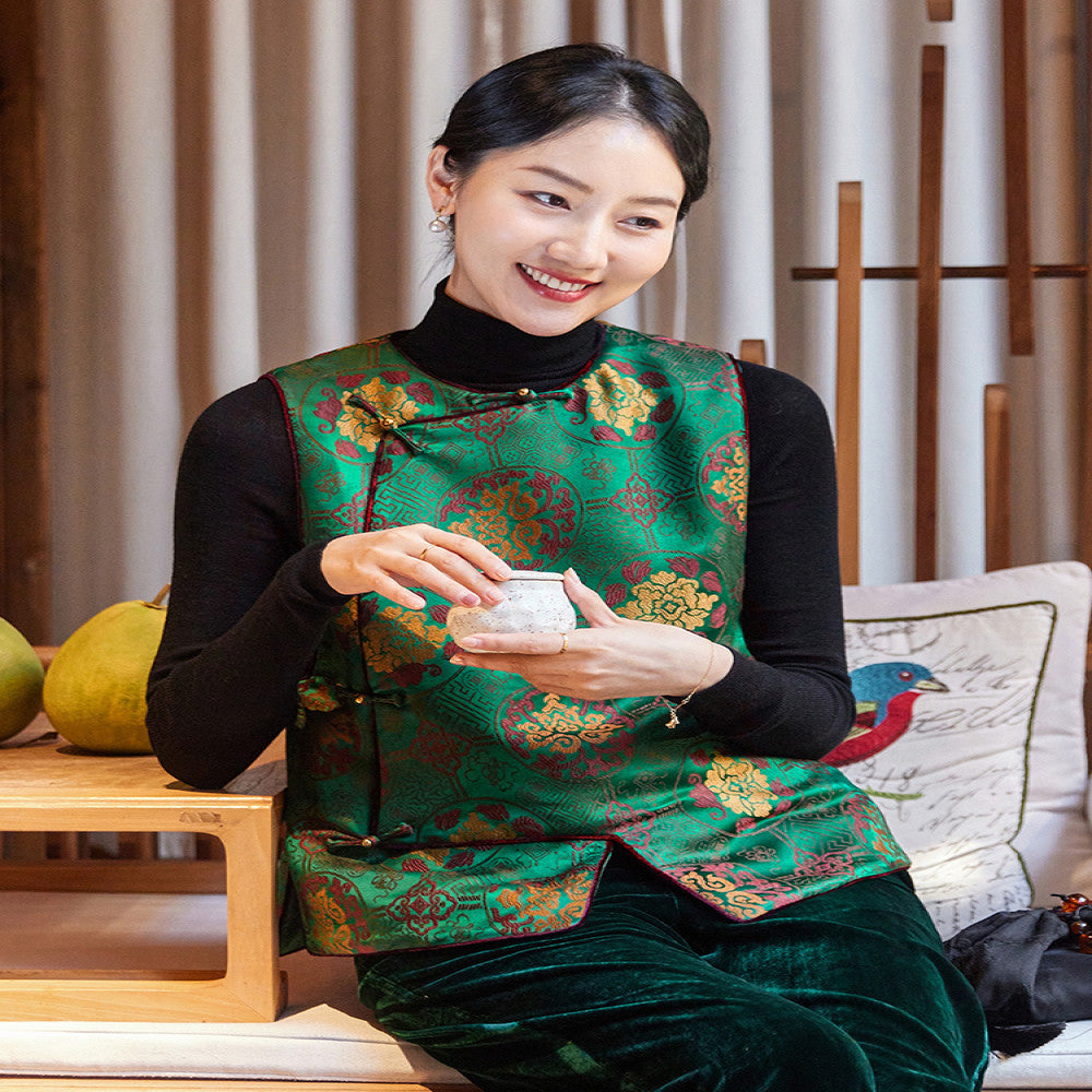 Feiyi Tangdong silk woven brocade fragrant cloud yarn versatile stand collar women retro Chinese style loose buckle clip cotton horse clip women image 4