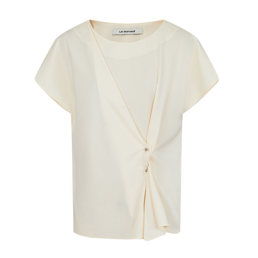 Le Samedi Love Worry Ya Metal Structure Decorative Buckle Two Wear Satin Silk Soft Fashion Short Sleeve Top image 11