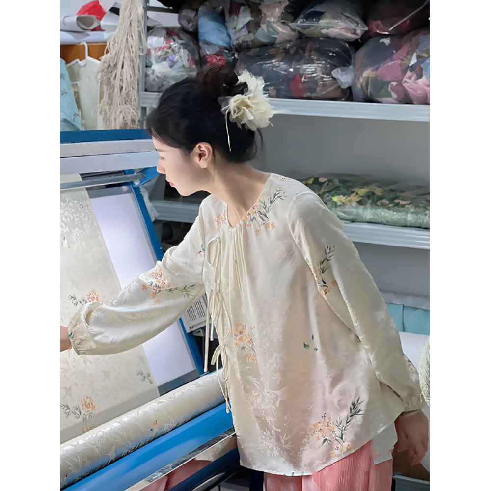 Spot New Chinese China Chic Floral Improvement Cheongsam Shirt Women s Design Sense Small crowd Jacquard Thin Top Fashion image 5