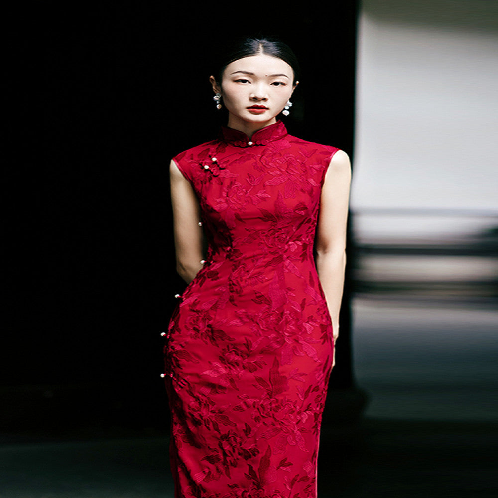 Hanging Sun New Chinese Retro Bridal Cheongsam Young Style Red Wedding Certificate Toasting Dress Improved Engagement Dress image 1