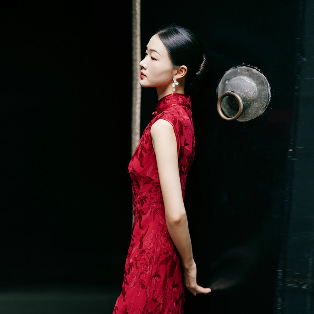 Hanging Sun New Chinese Retro Bridal Cheongsam Young Style Red Wedding Certificate Toasting Dress Improved Engagement Dress image 11