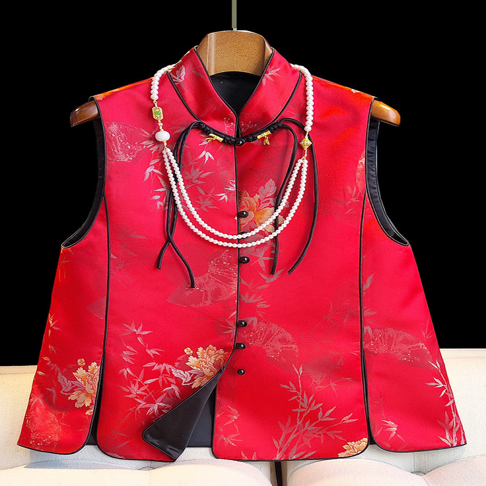 Red retro jacquard Chinese style vest women s original design New Year s clothing fashionable new Chinese style buckle top small jacket image 0