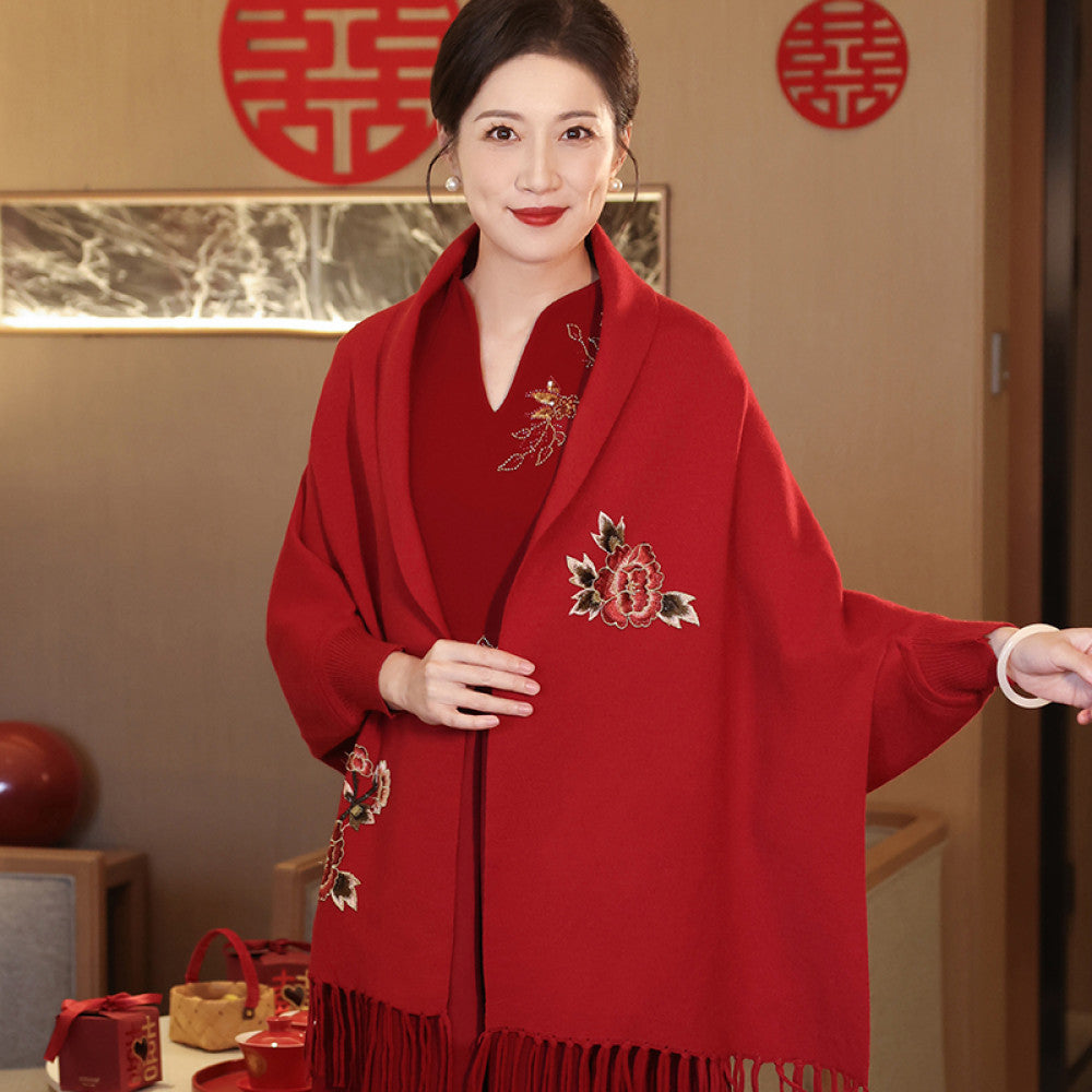 High end red matching with mother s cheongsam shawl 2023 new autumn and winter wedding banquet wedding dress Chinese style outdoor outfit image 7