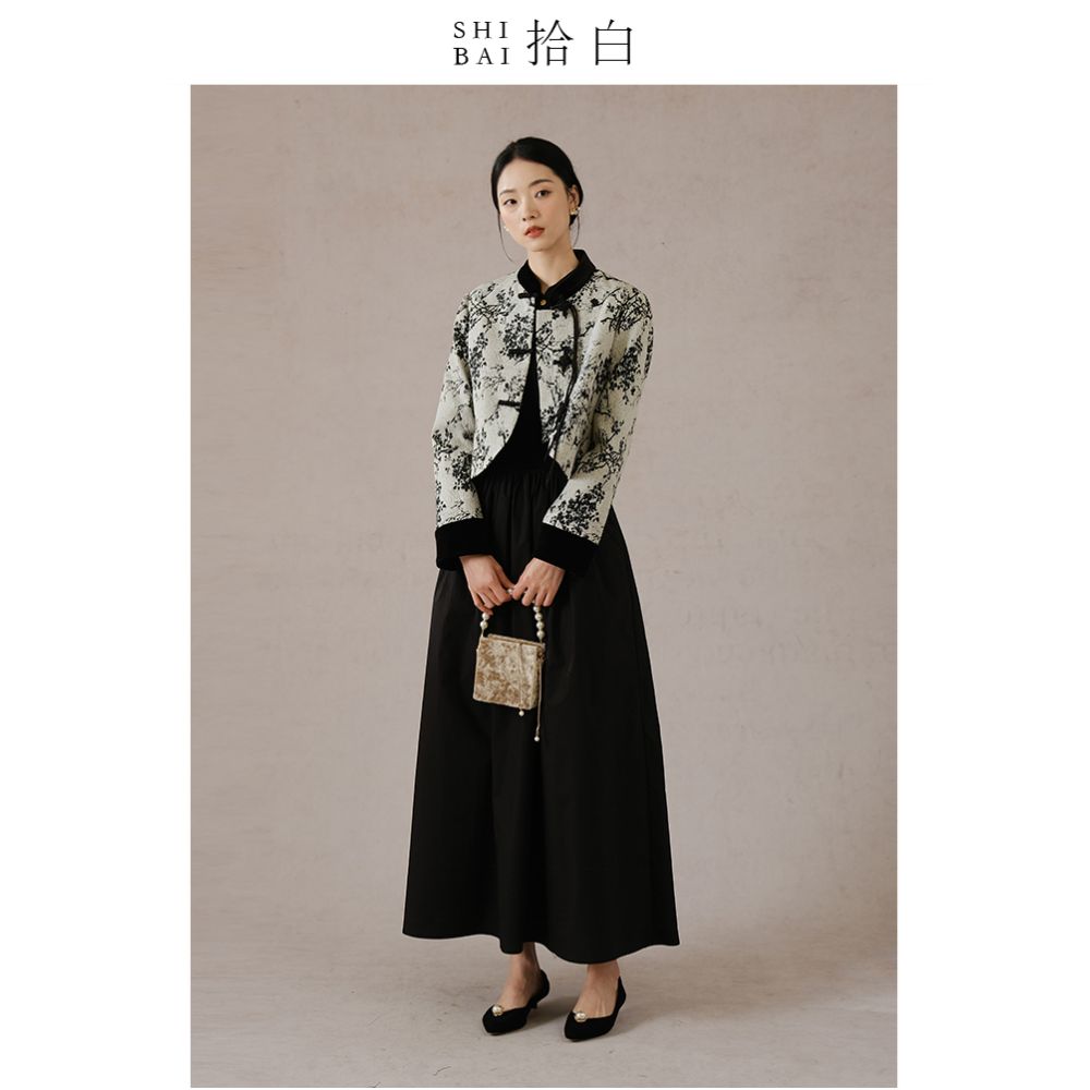 SHIBAI White New Chinese Style Coat Autumn Winter New Black Plum Blossom High end Temperament Jacquard Buckle Top image 3