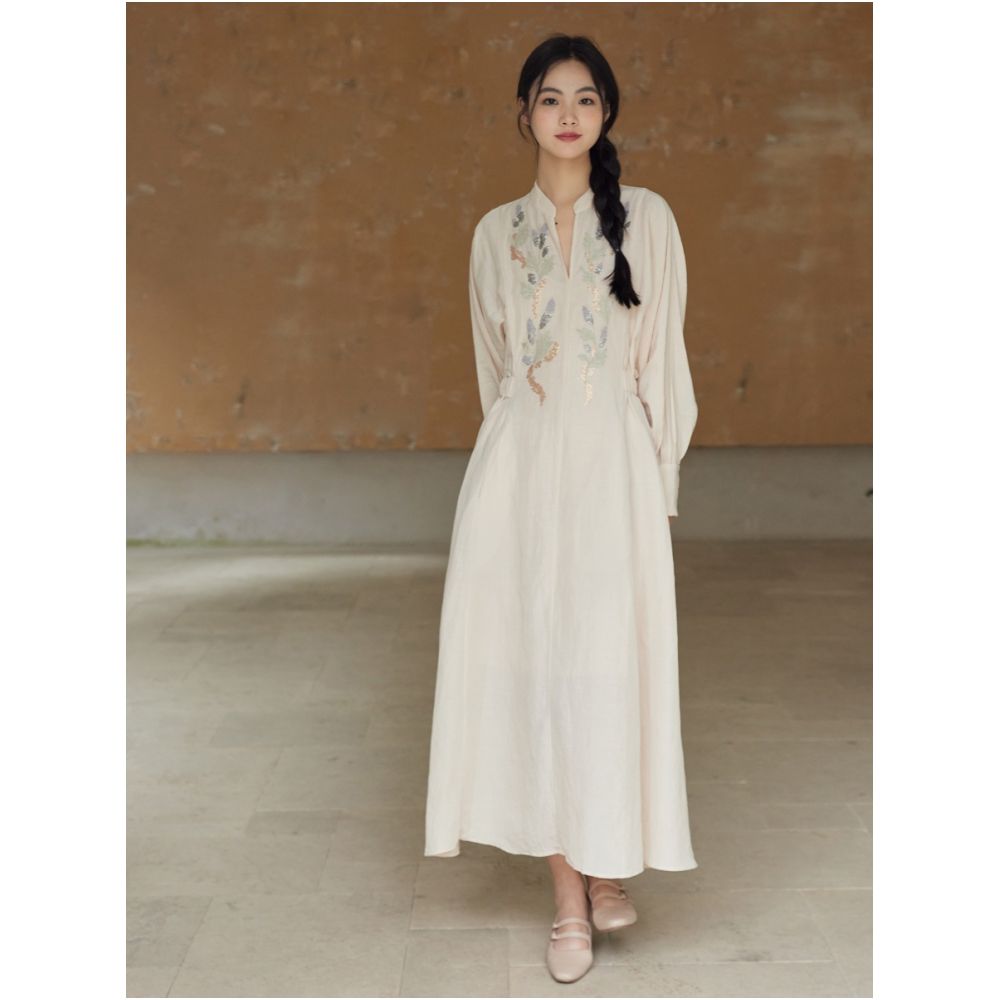 Designer hand drawn 3D sequin embroidery Lyocell ramie sand washed fabric slim fit retro dress image 3