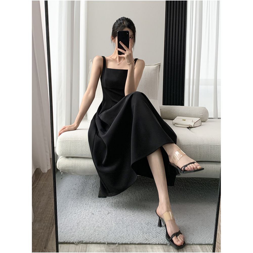 Guoge s black camisole dress for women in the autumn of 2025 a two piece set of high end French style small fragrant jacket image 3