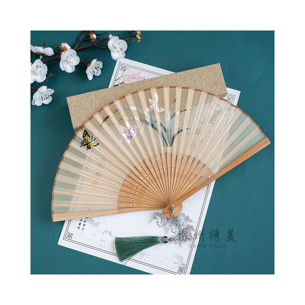 Suzhou embroidery folding fan ancient style embroidery fan ancient costume Hanfu folding fan dance prop Suzhou embroidery beauty handicraft gift image 9