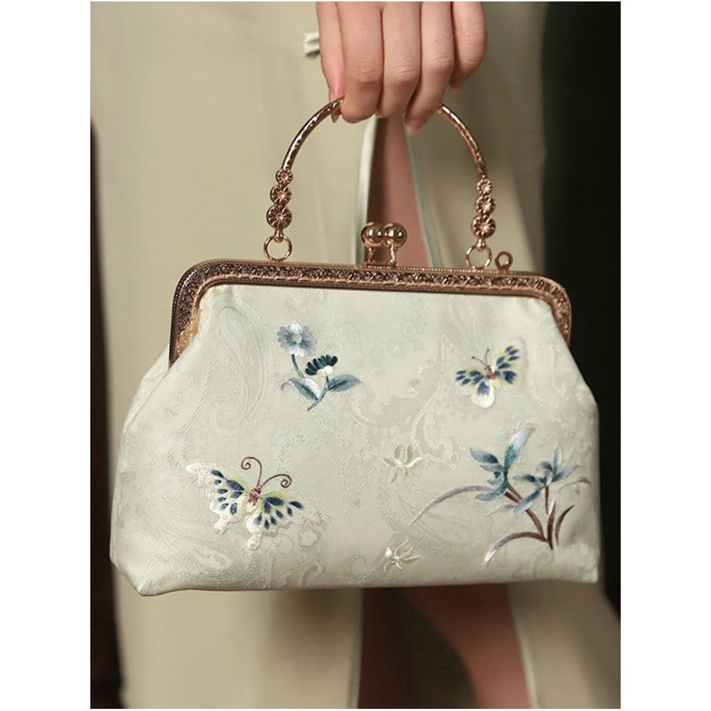 Paired with cheongsam bag retro embroidered handbag 2024 new versatile women s bag Suzhou embroidered beautiful crossbody bag mother s gift image 1