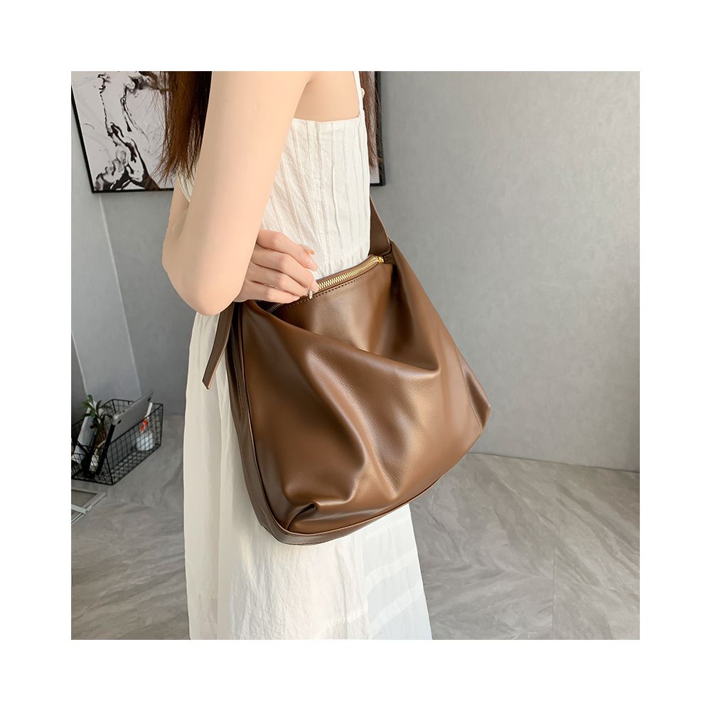 Broadband Crossbody Bag for Women s 04 New Versatile Casual One Shoulder Luxury Commuter Large Capacity Soft Leather Tote Bag image 8