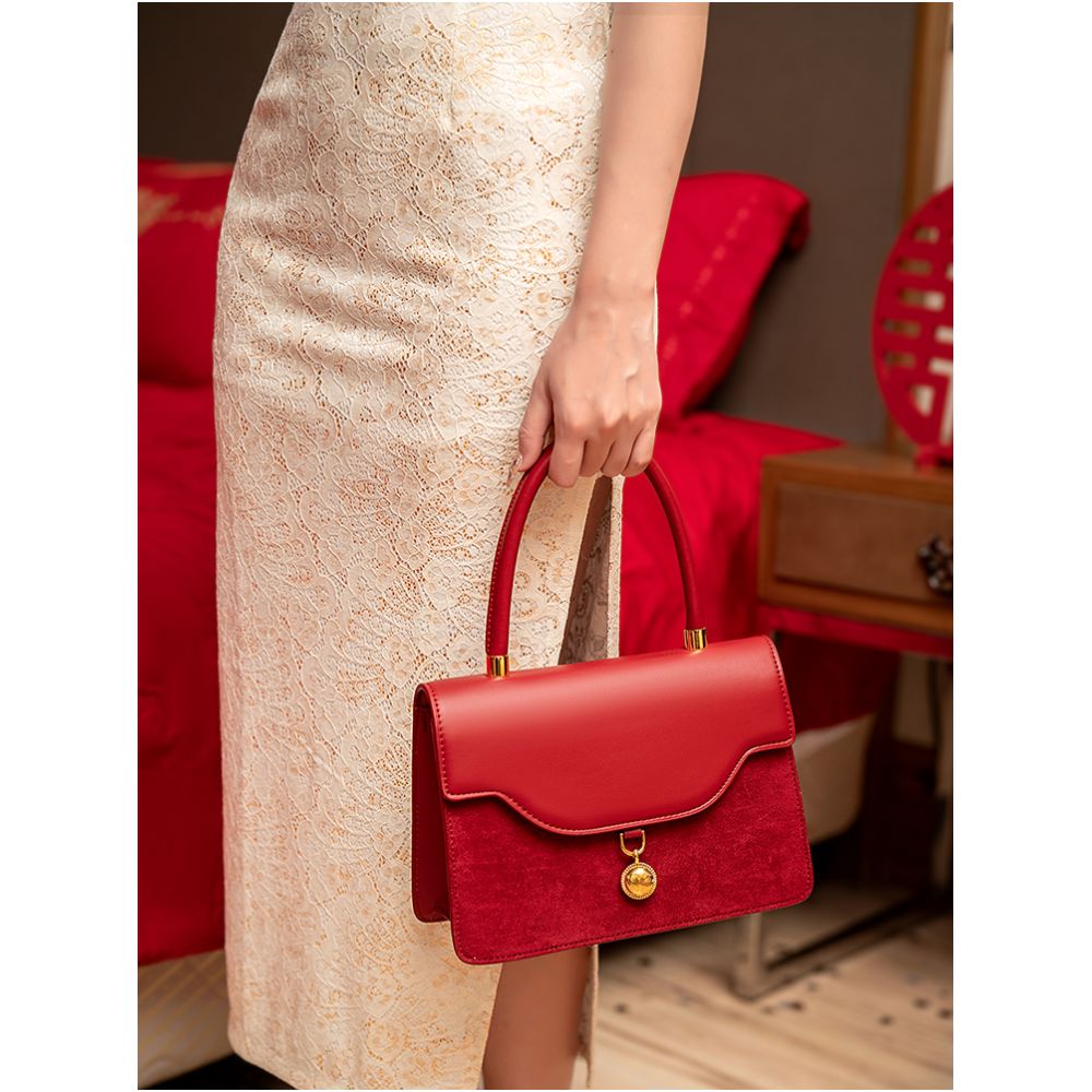 Luan Feng He Ming Red Velvet Wedding Bag Crossed Small Square Bag Premium Handheld Show Wofu Engagement Bridal Bag image 5