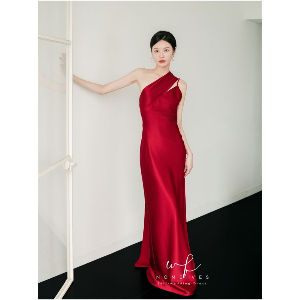 Nomeives slimming bride banquet evening gown red rose high end minimalist Chinese wedding respect image 2