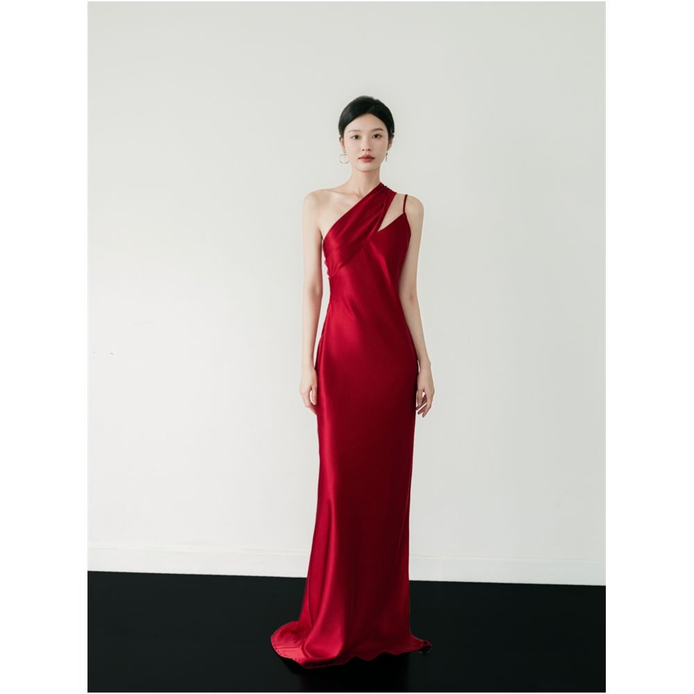 Nomeives slimming bride banquet evening gown red rose high end minimalist Chinese wedding respect image 0