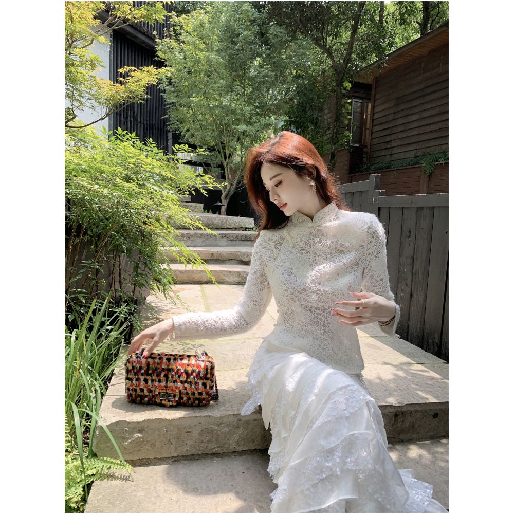 Yu Xiaoxiao Jiangnan Beauty Embryo Chinese stand up collar button retro national style hollow top early autumn new image 1