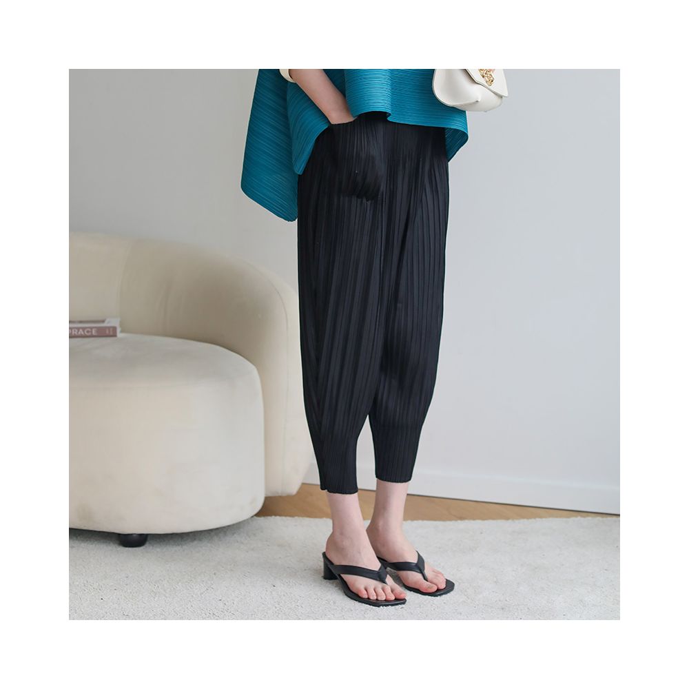 Ao Jiu San Zhai Folded Small Legged Pants for Women 2024 Spring Summer New Style Loose and Slim Hundred Fold Casual Haren Pants Long Pants image 11