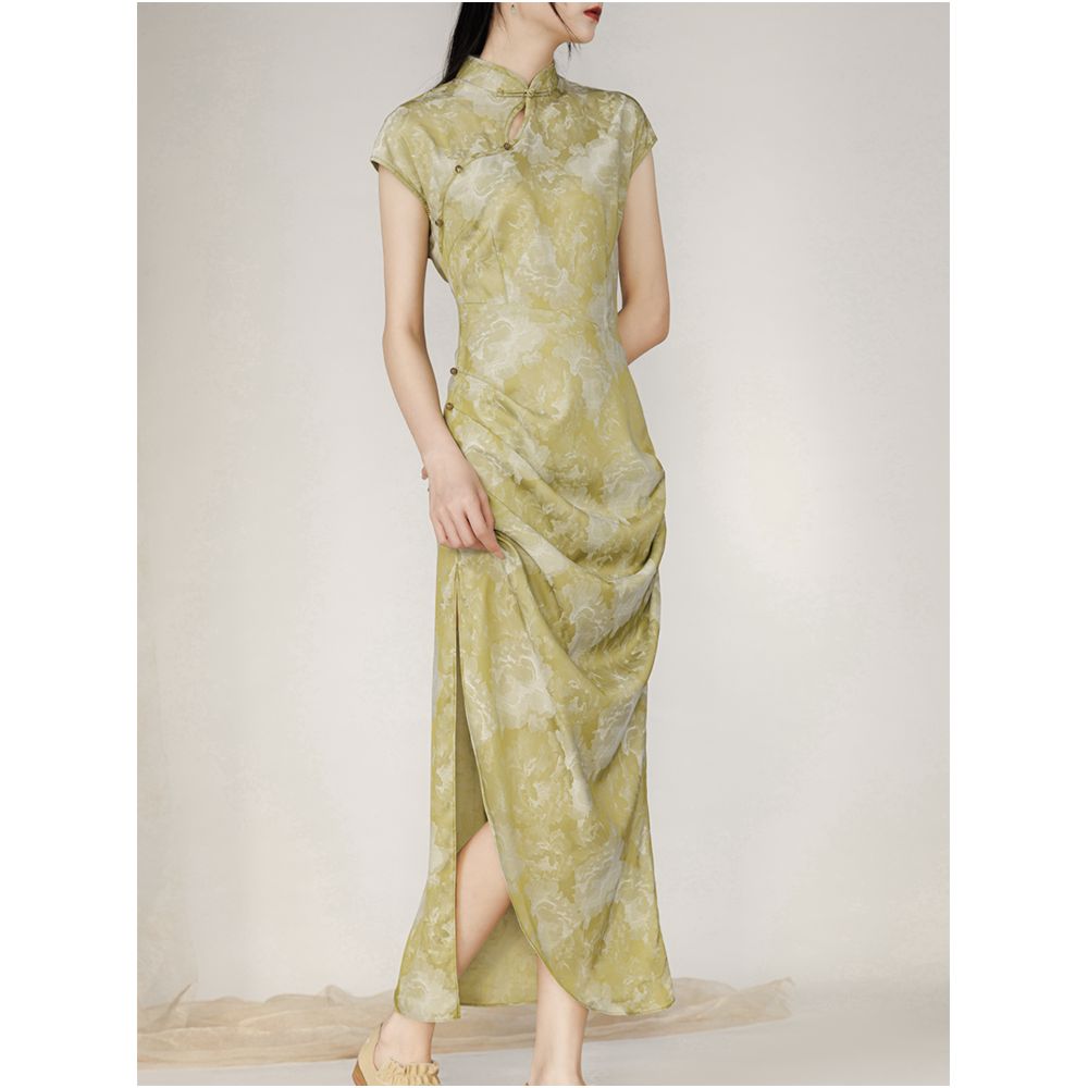 Yiyan New Chinese style Improved Cheongsam Skirt for Women in Summer Green Pattern Short Sleeve Chinese Style Pan Buckle Retro Split Dress image 13