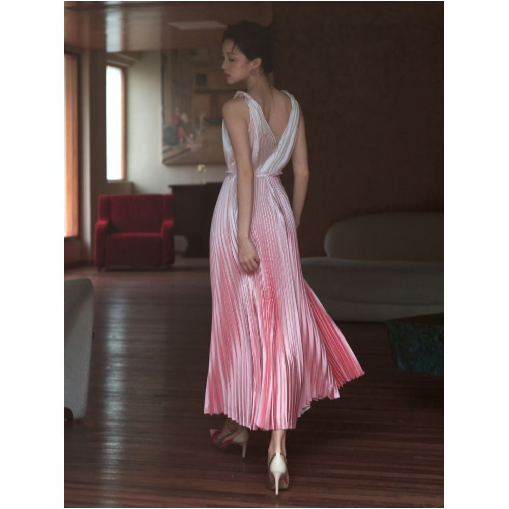 Fixed dyeing gradient pink full body pleated craft three dimensional design Greek goddess dress image 2