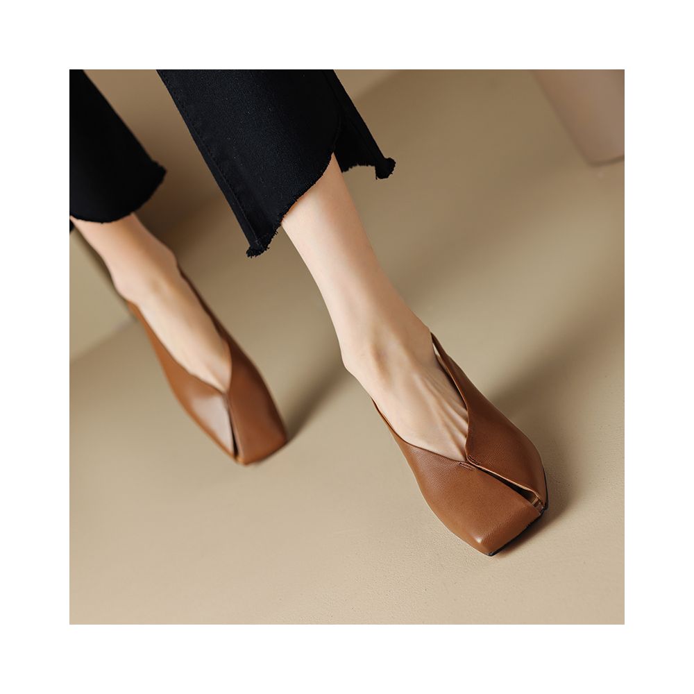 New strong promotion Extremely simple style niche design hollow toe sandals for women s summer leisure retro thick heels and empty shoes at the back image 2